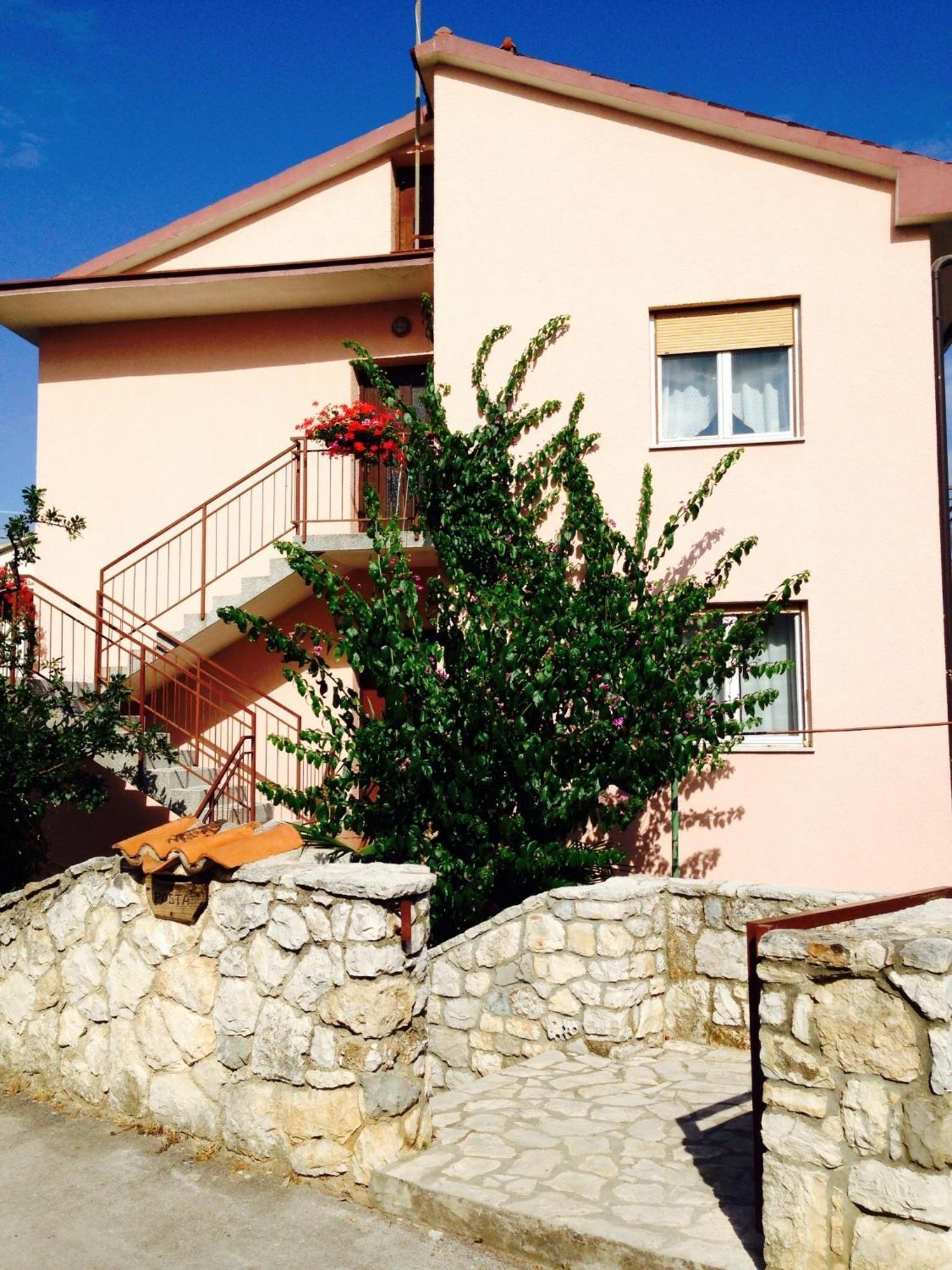 Apartment Alice Pula Exterior photo